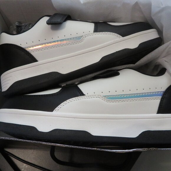 JNSQ 4-Wheel Detachable Ultra-Light Roller Skate Sneakers For Kids Sz 6.5 NEW! - Picture 5 of 7